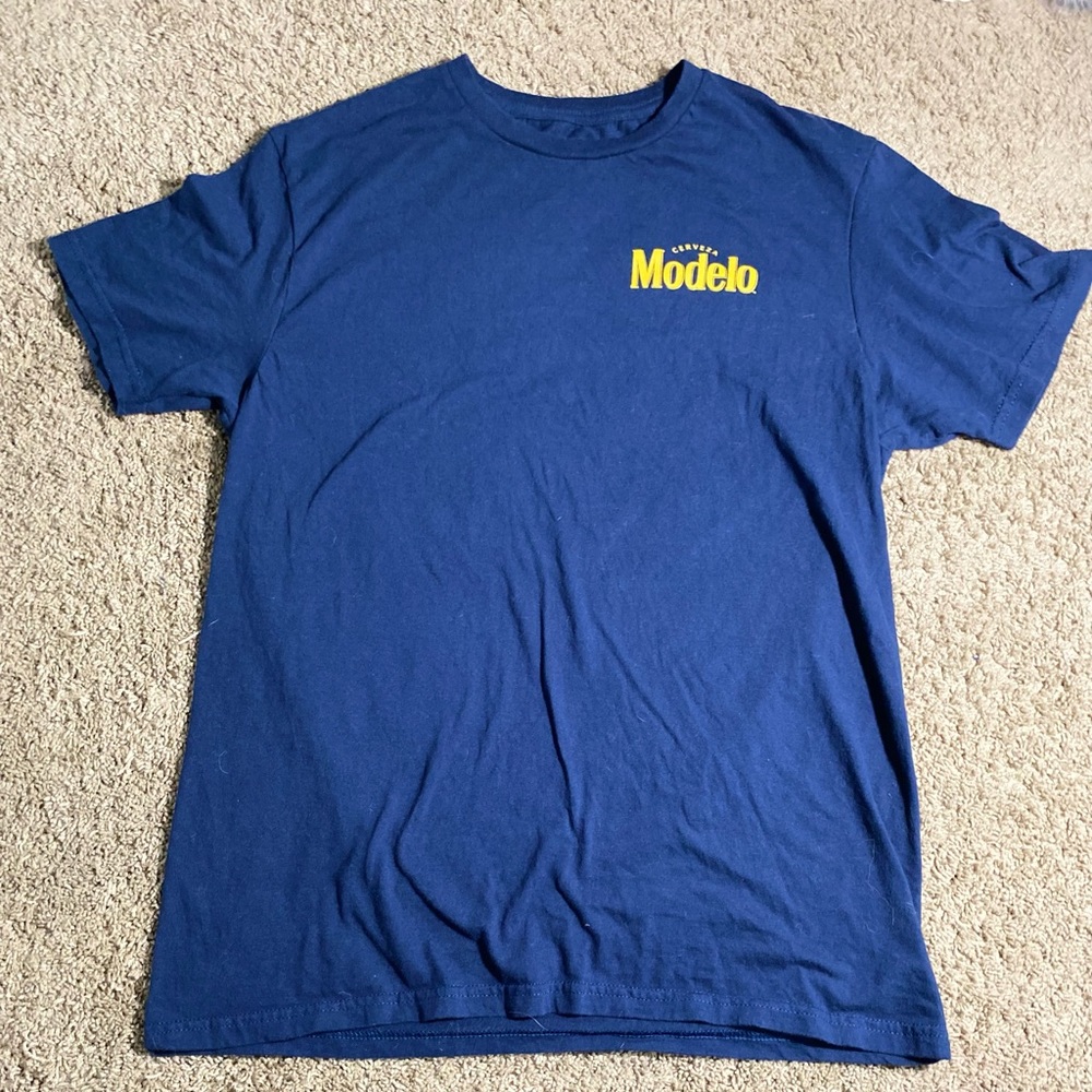 Y2K Modelo T-Shirt